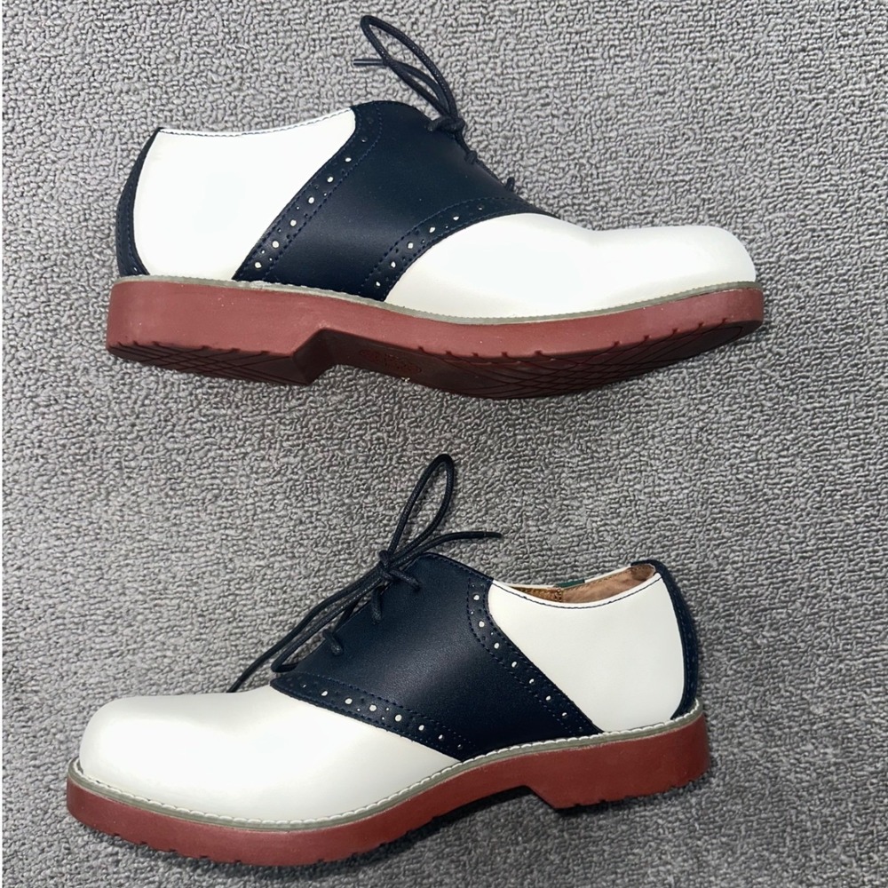 School Issue Saddle Shoes Women 8M White Black Varsity Oxford Leather Preppy